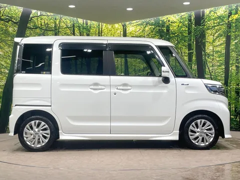Suzuki Spacia Custom