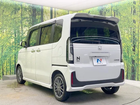 Honda N-BOX Custom