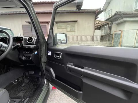 Suzuki Jimny Sierra