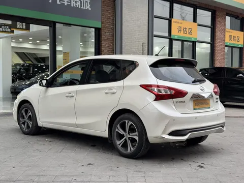 Nissan Tiida