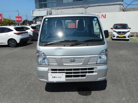 Nissan Clipper Truck