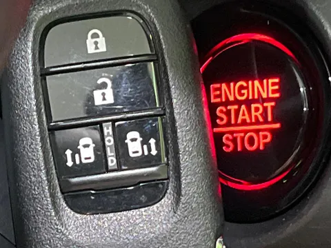 Honda N-BOX Joy