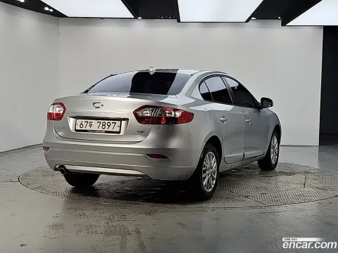 Renault SM3