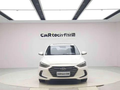 Hyundai Elantra (Avante)