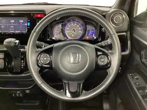 Honda N-WGN Custom