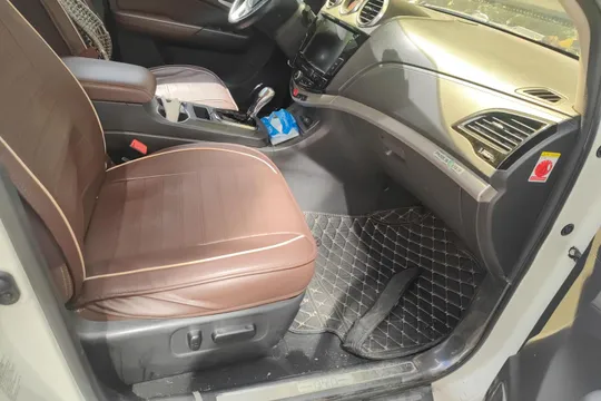 BYD S7
