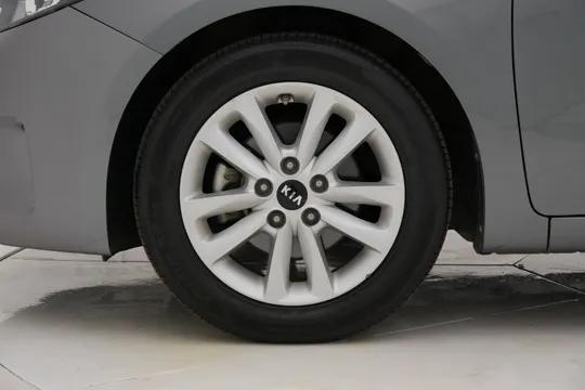 Kia Cerato (K3)