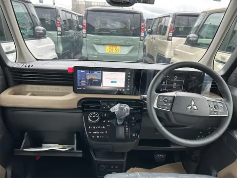 Mitsubishi Delica Mini