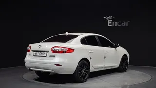 Renault SM3
