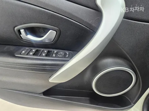 Renault SM3