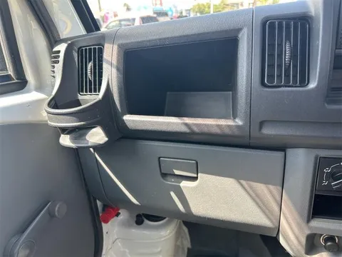 Nissan Clipper Truck