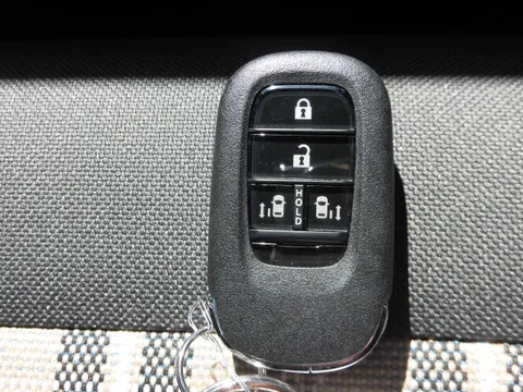 Honda N-BOX Joy