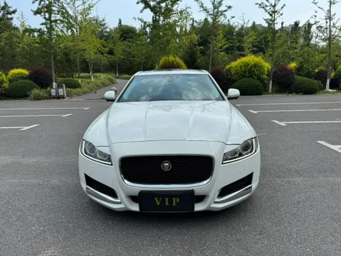 Jaguar XFL