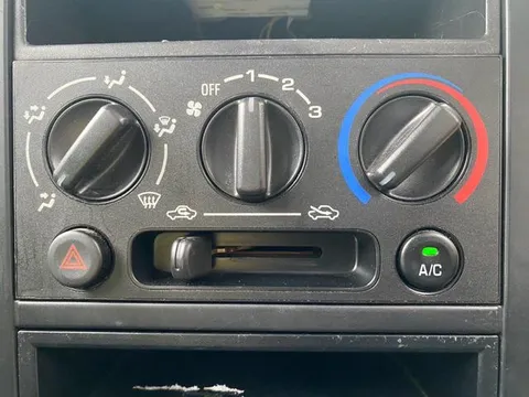 Daihatsu Naked