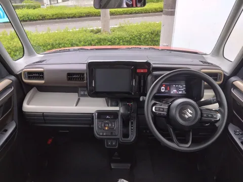 Suzuki Spacia