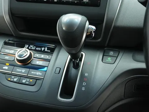 Honda Freed Plus
