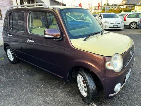 Daihatsu Mira Cocoa