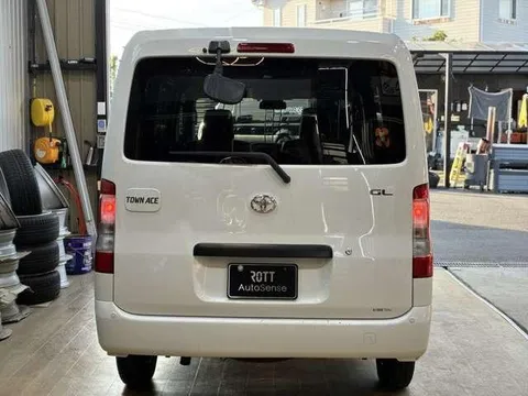 Toyota TownAce Van