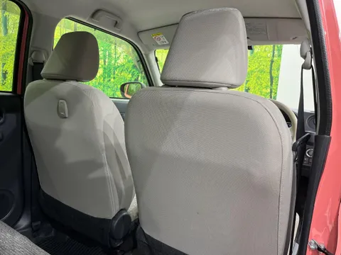 Daihatsu Mira Tocot