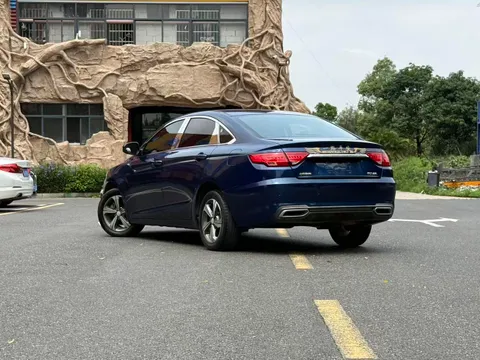 Geely Emgrand GL