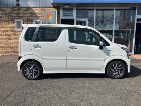 Suzuki Wagon R Stingray