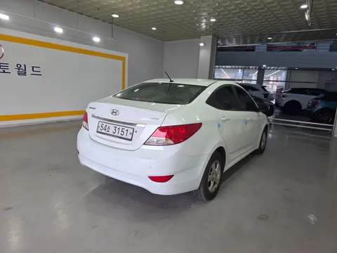 Hyundai Accent