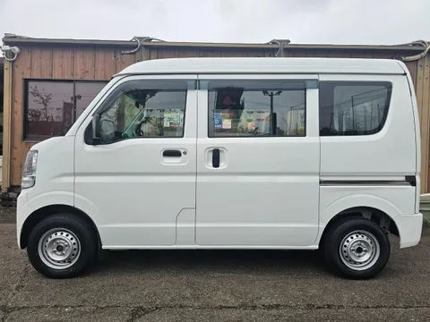Mitsubishi Minicab Van