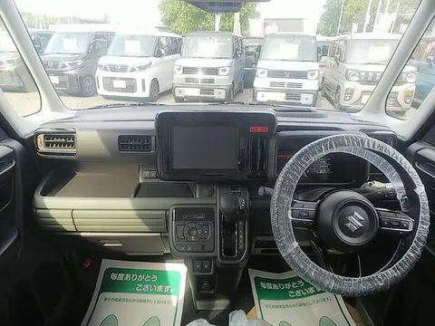Suzuki Spacia Gear