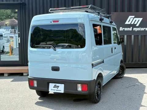 Nissan Clipper