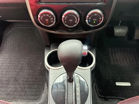 Mazda Verisa