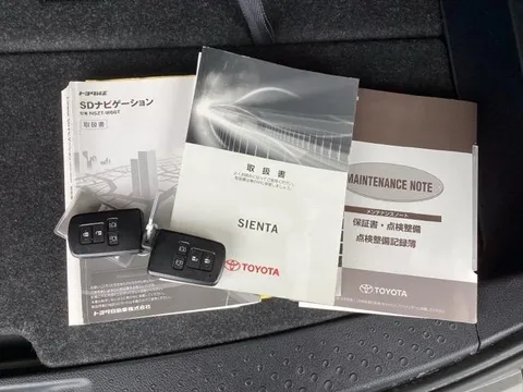 Toyota Sienta