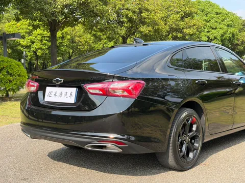 Chevrolet Malibu XL