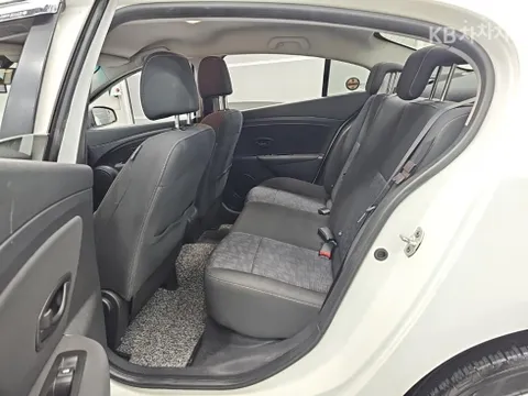 Renault SM3