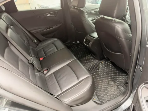 Chevrolet Malibu XL