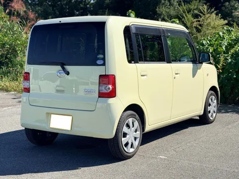 Daihatsu Move Conte