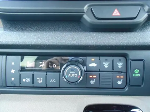 Honda N-BOX Joy