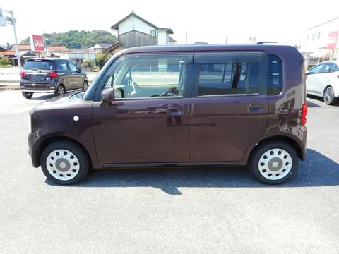 Toyota Pixis Space