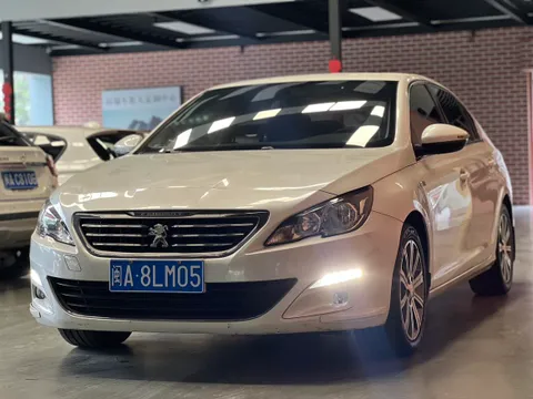 Peugeot 408