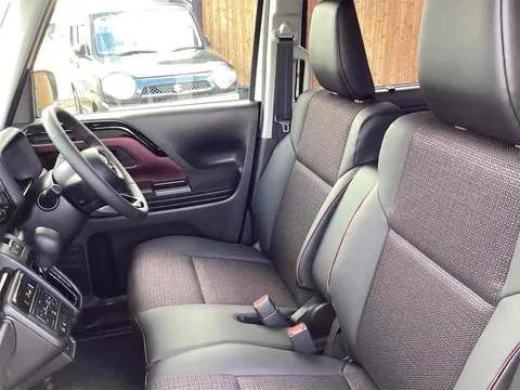 Suzuki Spacia Custom