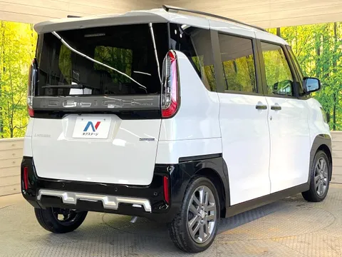 Mitsubishi Delica Mini