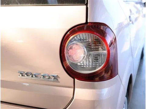 Daihatsu Mira Tocot