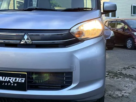 Mitsubishi eK Space