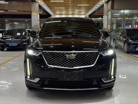 Cadillac XT6