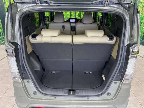 Honda N-BOX Slash