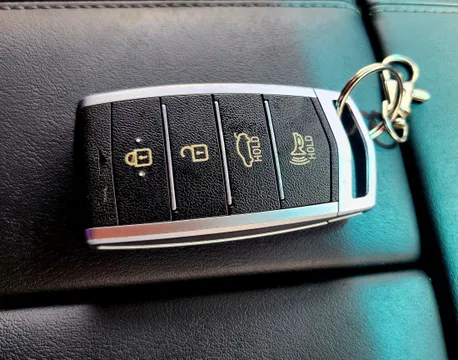 Genesis G90 (EQ900)