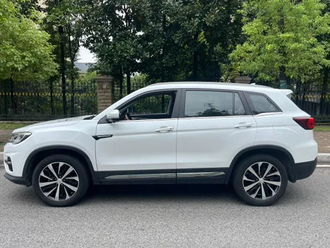Changan CS75