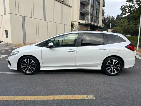 Honda Jade