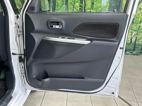 Mitsubishi eK Space Custom