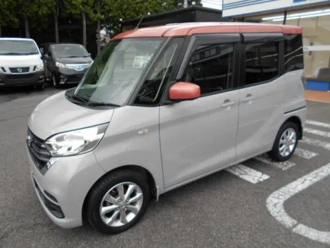 Nissan Dayz Roox