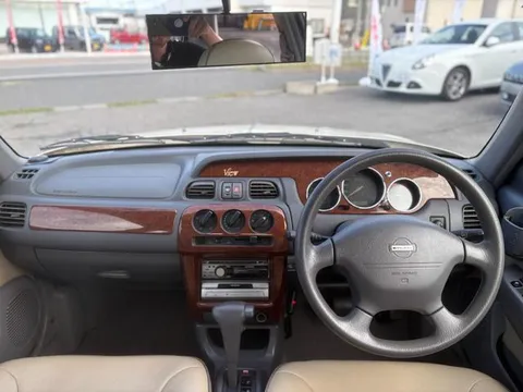 Mitsuoka Viewt